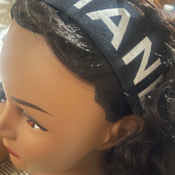 Hairband - Picture 4 of 6